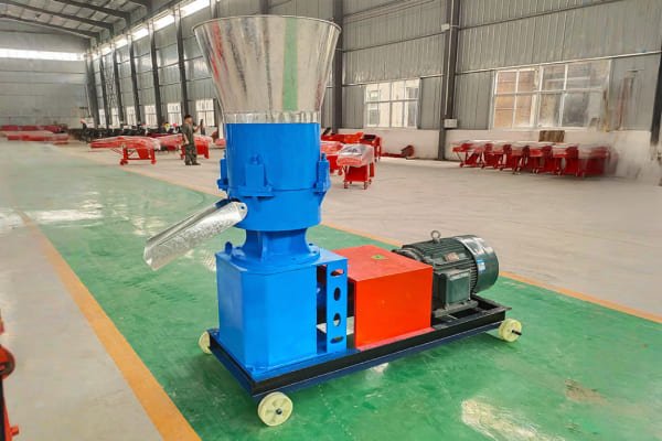 ST-300 medium scale animal feed pellet production machine