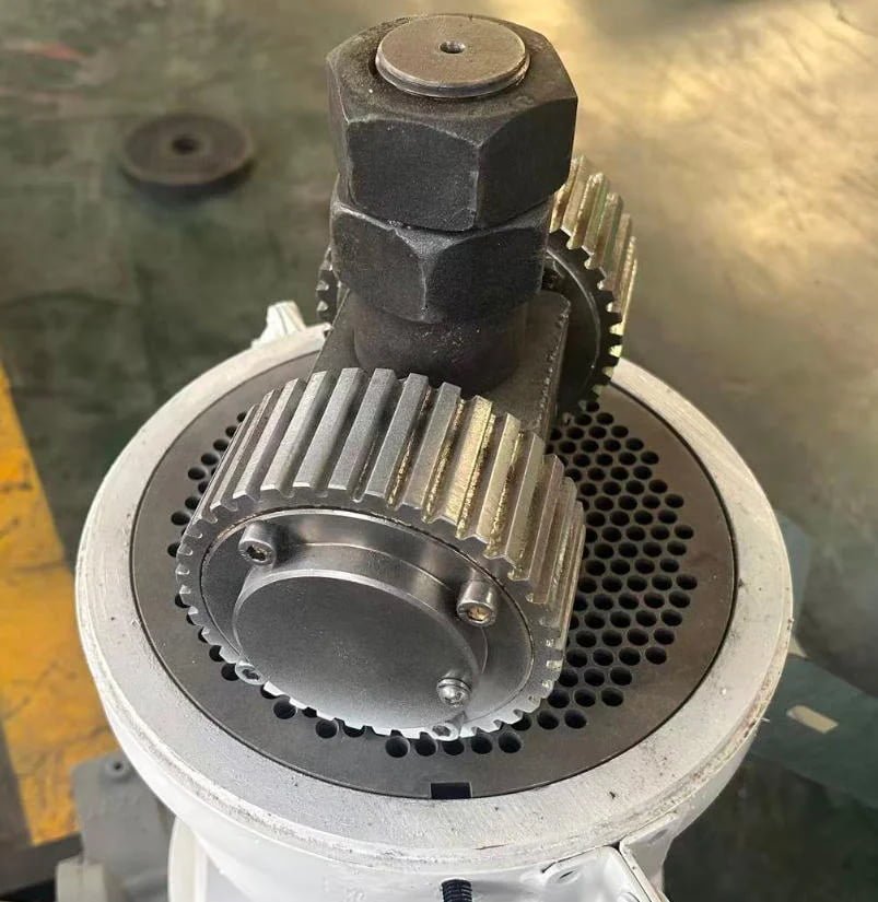 heavy duty flat die and alloy steel roller for wood pellet machine